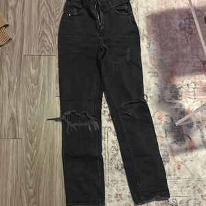 Abercrombie 90s High Rise Black Distressed Jeans
